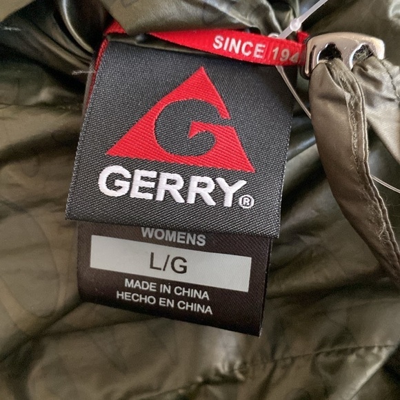 Gerry reversible green camo vest packable EUC women’s large extra large - Picture 6 of 6